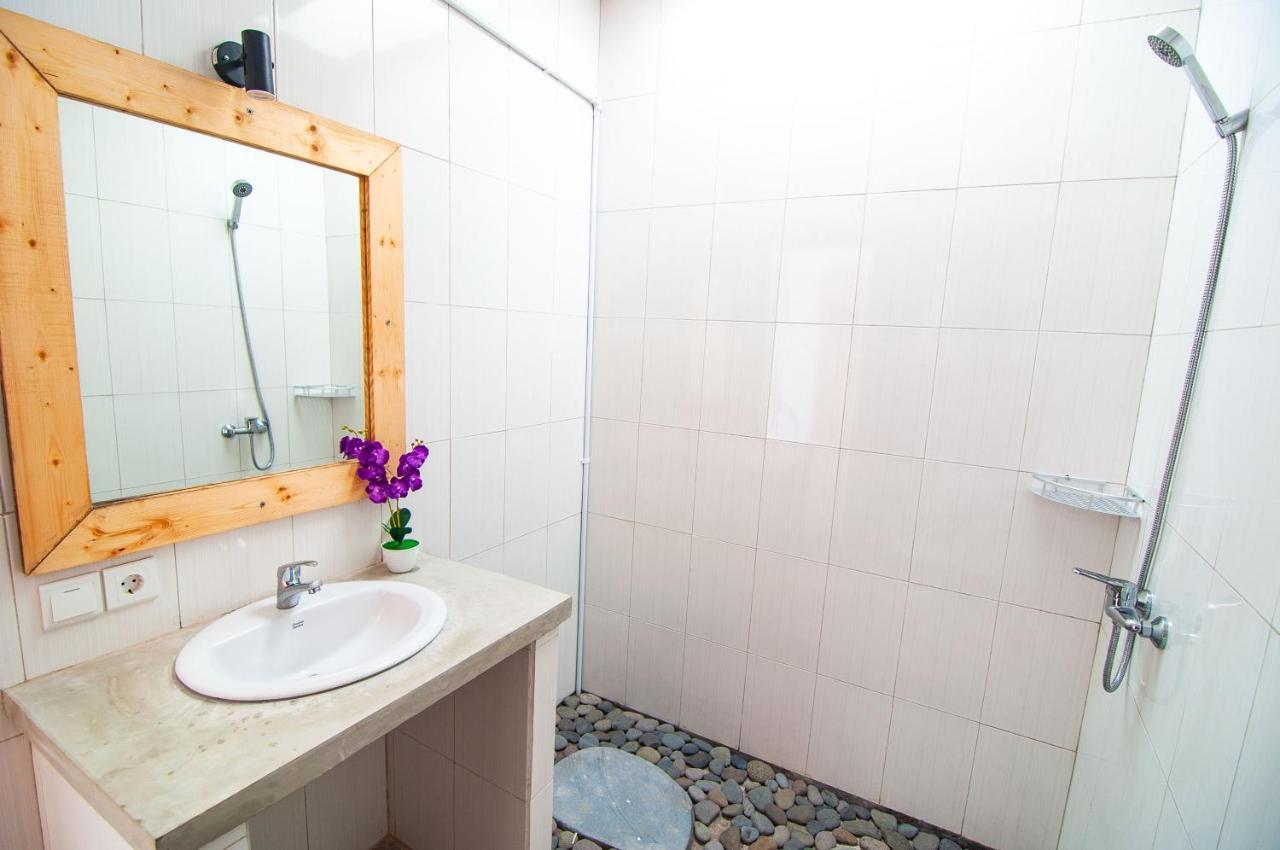 Bali Manik Guest House Canggu Екстериор снимка