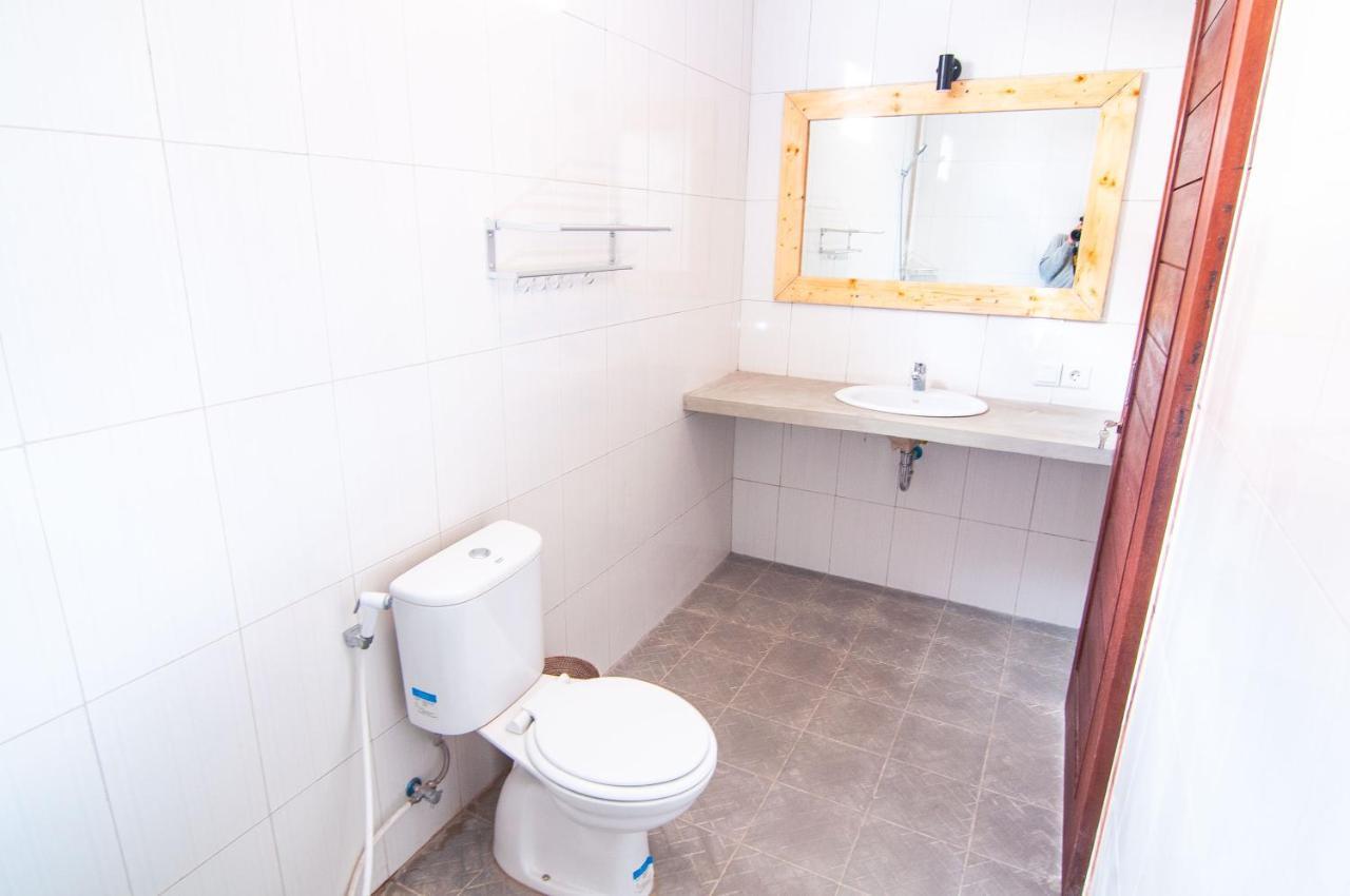 Bali Manik Guest House Canggu Екстериор снимка